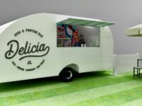 Acai bar Delicia launches low-cost mobile franchise