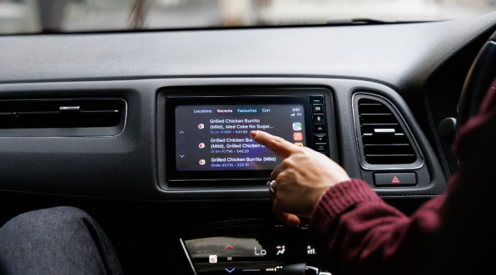 Guzman launches CarPlay order